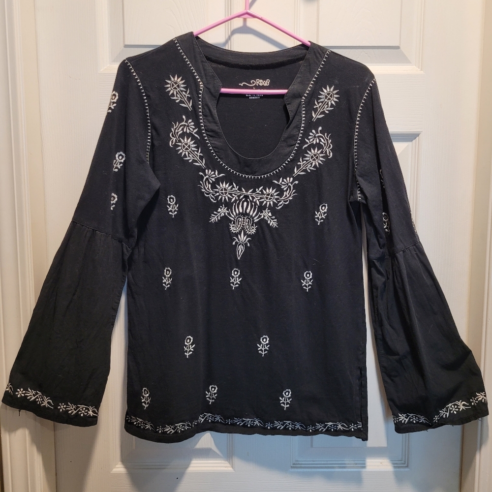 Black Embroidered Long Sleeve Top (Lg)